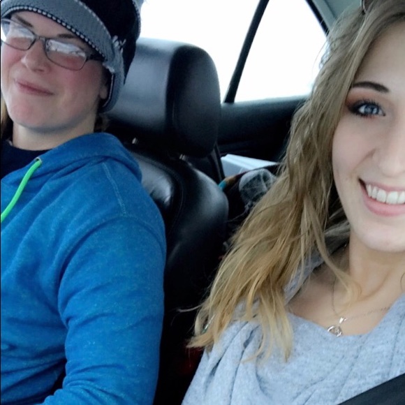 Meet your Posher, Ranie - Picture 3 of 3